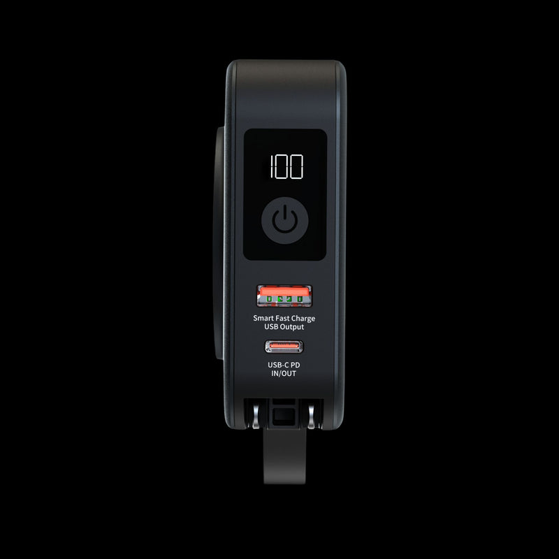 Laden Sie das Bild in Galerie -Viewer, Energizer QM10001AC - 10K magnetische kabellose Powerbank mit 20 W PD, integriertem Netzstecker und 4 Ausgängen