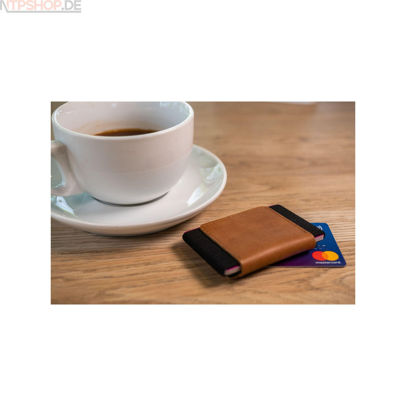 Laden Sie das Bild in Galerie -Viewer, FIXED FIXWAT-STN2-BRW Tiny Leatherwallet for Apple AirTag - New-Tech-Products GmbH NTP NTPShop.de www.ntpshop.de www.new-tech-products.de all4living Onlineshop Online Store Gadgets Elektrogeräte
