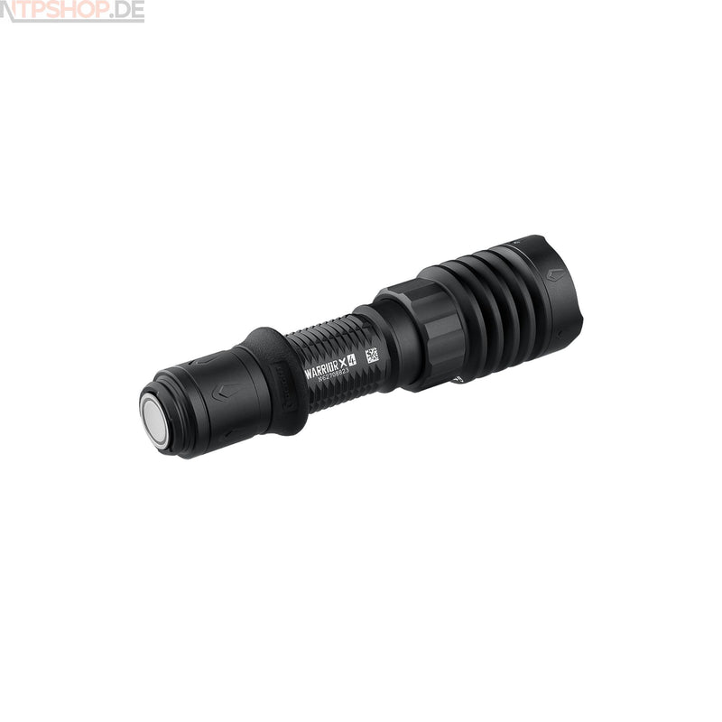 Laden Sie das Bild in Galerie -Viewer, Olight Warrior X 4 Taschenlampe B-Ware (R1K4)