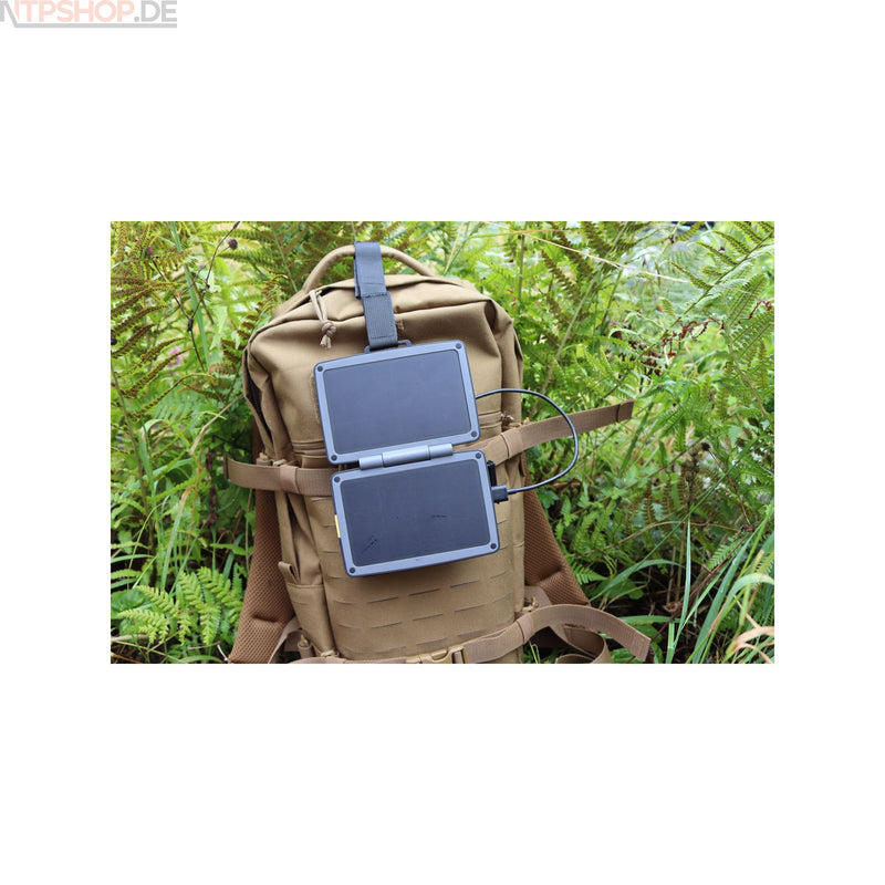 Laden Sie das Bild in Galerie -Viewer, Powertraveller Solar Adventurer II PTL-SAT040 Solar-Ladegerät mit integrierter Powerbank - New-Tech-Products GmbH NTP NTPShop.de www.ntpshop.de www.new-tech-products.de all4living Onlineshop Online Store Gadgets Elektrogeräte
