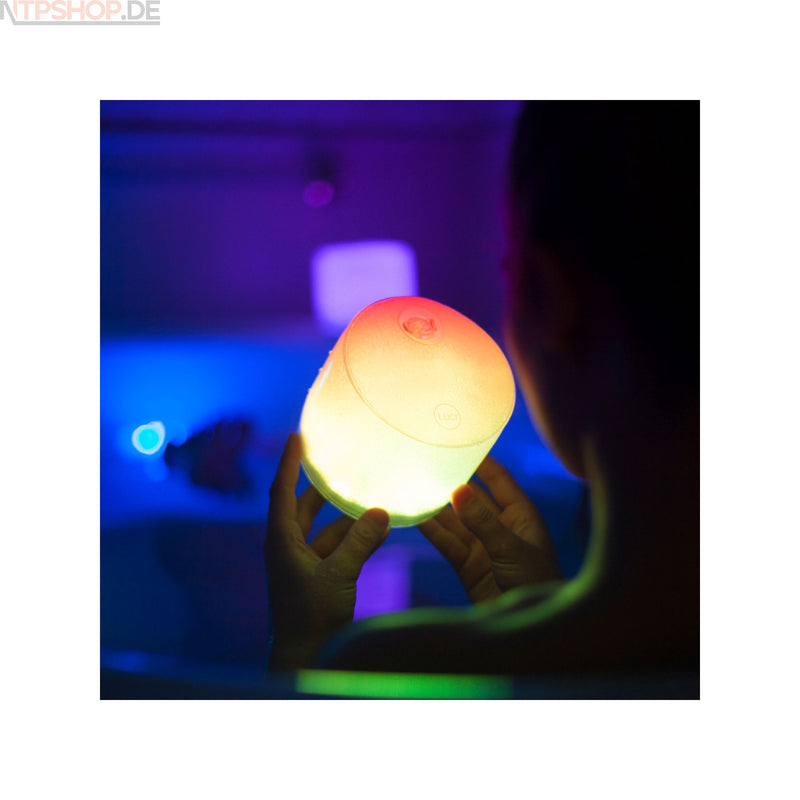 Laden Sie das Bild in Galerie -Viewer, MPowerd Luci Color Solar Lantern - New-Tech-Products GmbH NTP NTPShop.de www.ntpshop.de www.new-tech-products.de all4living Onlineshop Online Store Gadgets Elektrogeräte