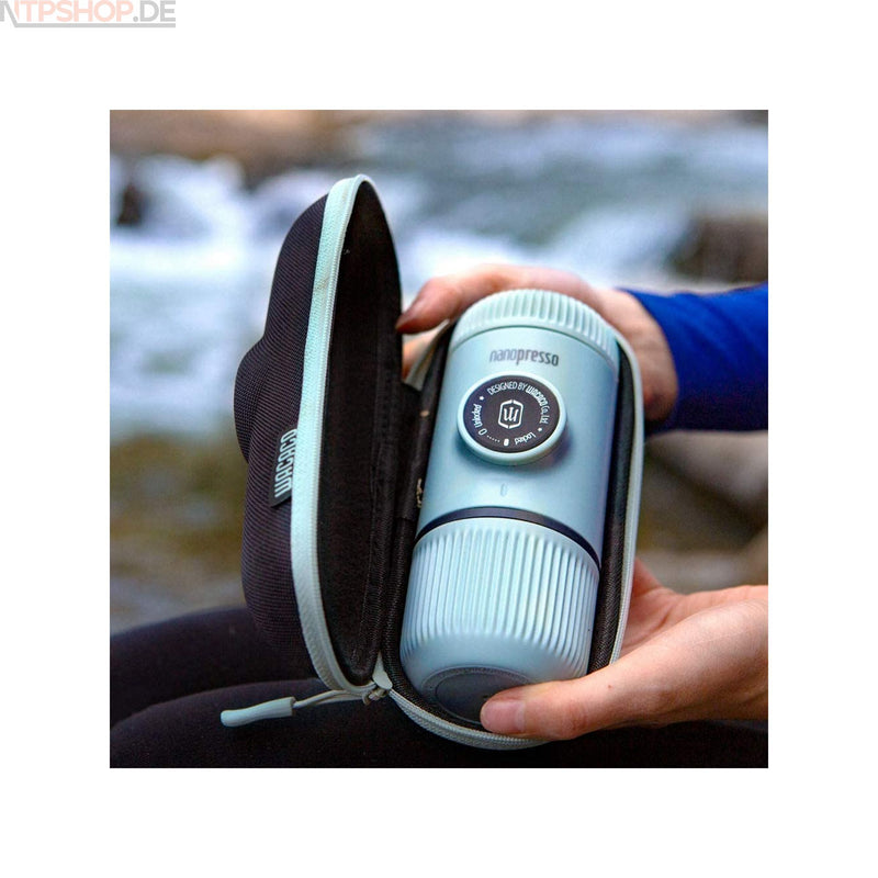 Laden Sie das Bild in Galerie -Viewer, Wacaco Nanopresso Inkl. Case - Tragbare Espressomaschine - New-Tech-Products GmbH NTP NTPShop.de www.ntpshop.de www.new-tech-products.de all4living Onlineshop Online Store Gadgets Elektrogeräte